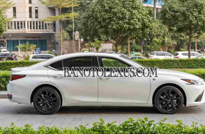 Lexus ES 2024 Số tự động