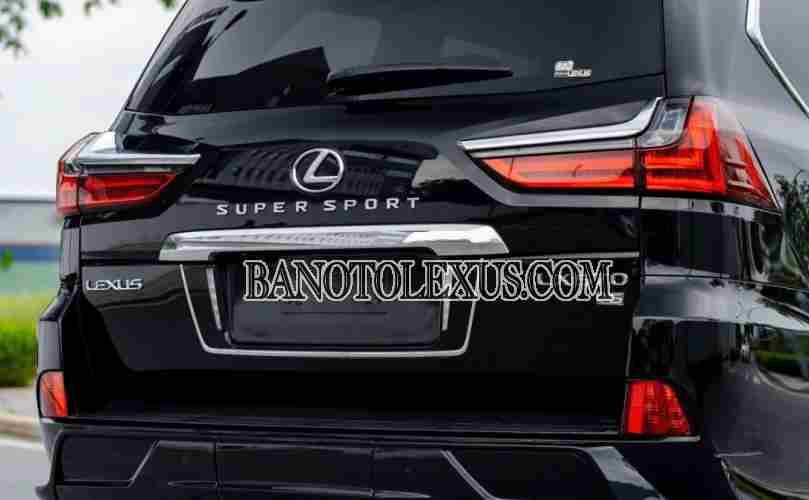 Cần bán xe Lexus LX 570 Super Sport màu Đen 2017