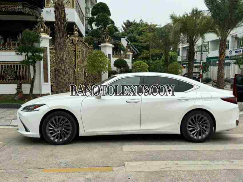 Cần bán xe Lexus ES 250 2018, xe đẹp