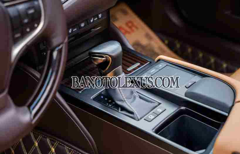 Cần bán nhanh Lexus ES 250 2018 cực đẹp