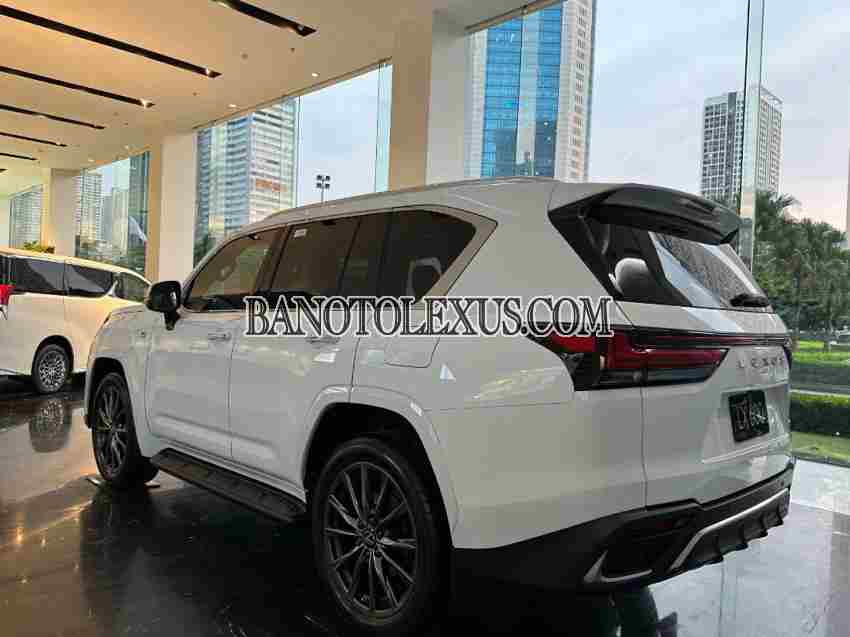 Cần bán xe Lexus LX 600 F-Sport màu Trắng 2024