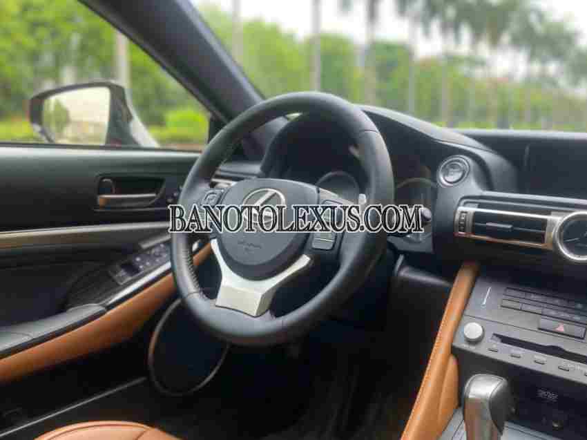 Cần bán gấp Lexus RC 300 đời 2019, màu Đỏ