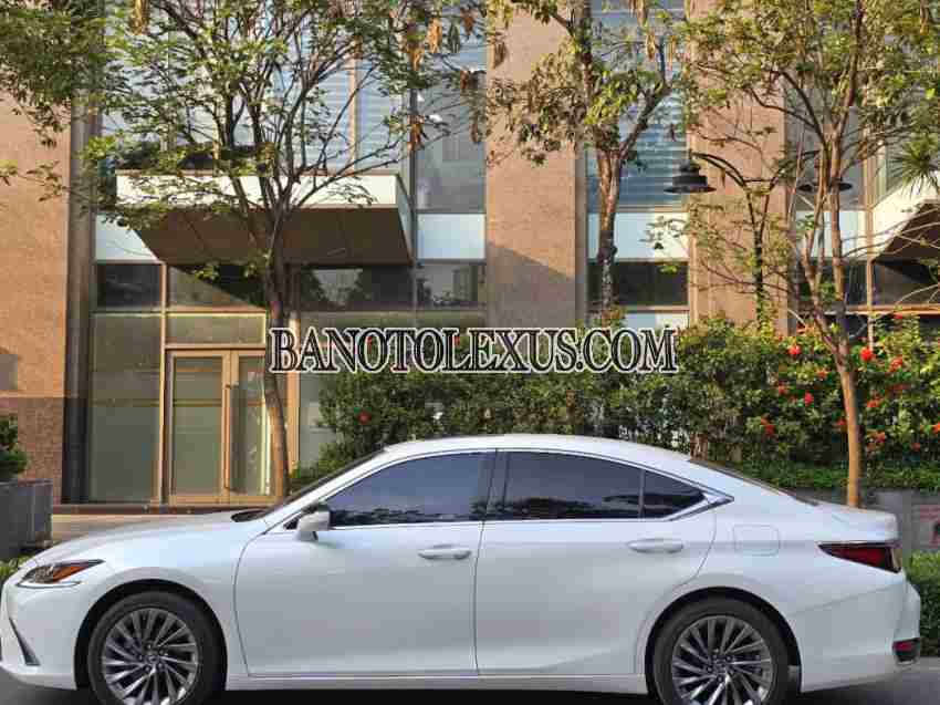 Lexus ES 250 model 2021 xe chuẩn hết ý