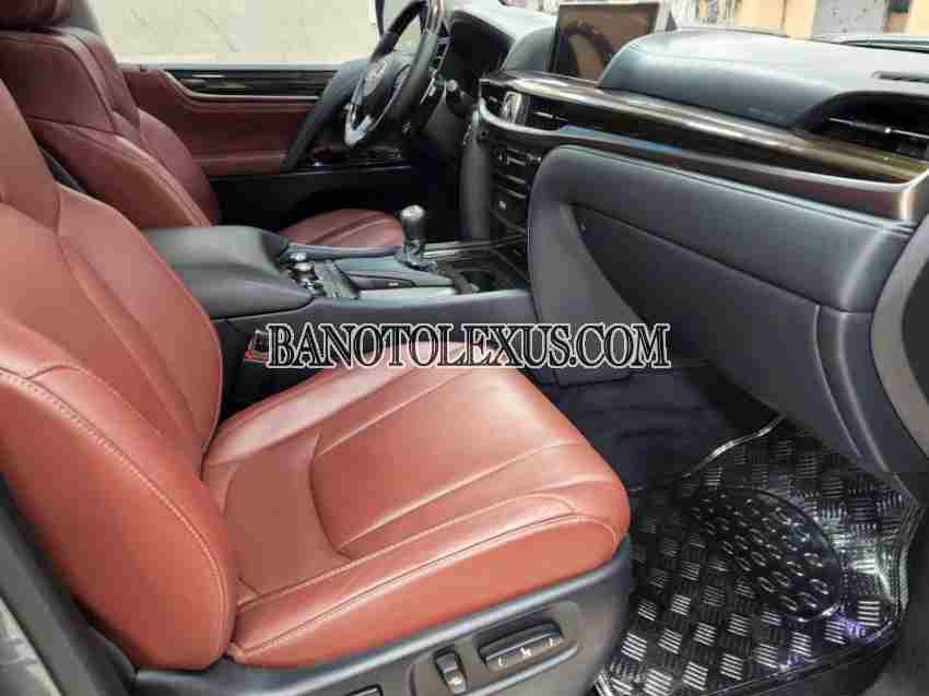 Cần bán xe Lexus LX 570 năm 2016 màu Xám cực đẹp