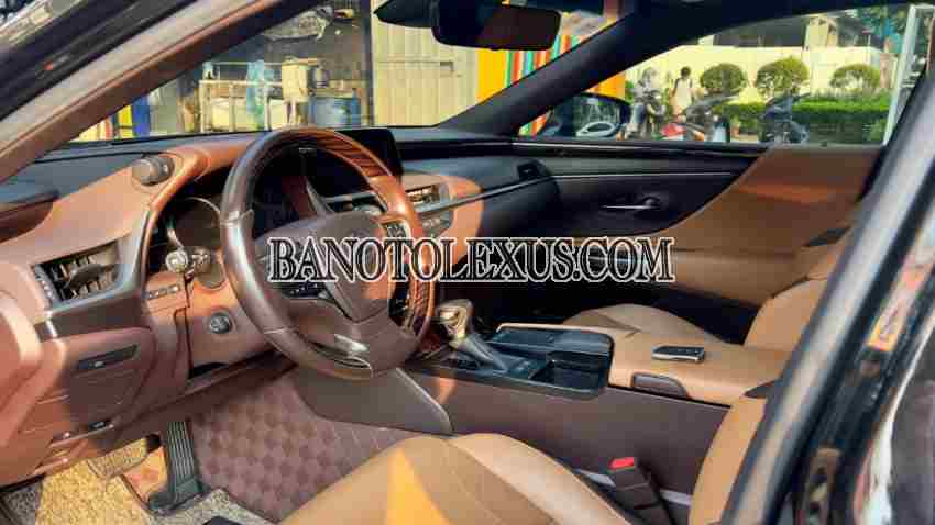 Cần bán Lexus ES 250 2020 xe đẹp