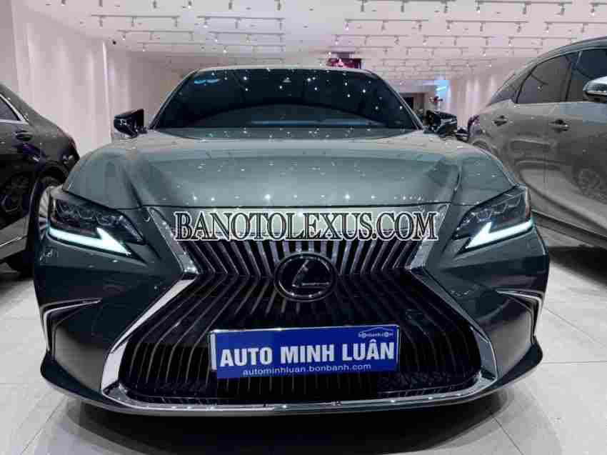 Cần bán xe Lexus ES 250 năm 2021 màu Xanh cực đẹp