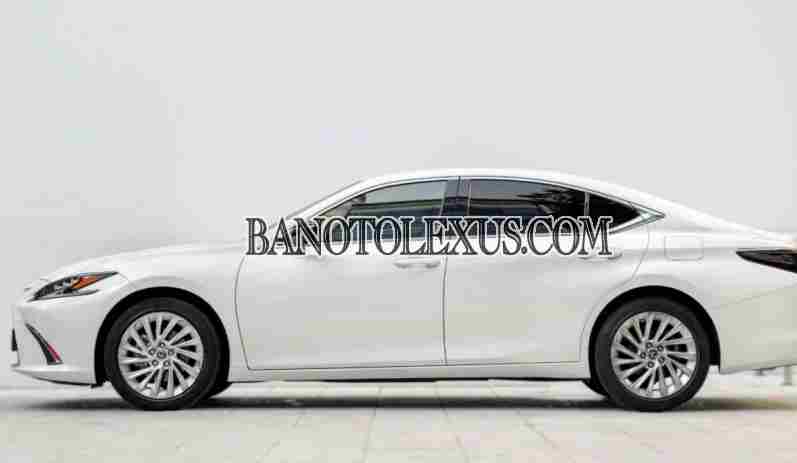 Cần bán gấp xe Lexus ES 250 năm 2023, màu Trắng, Số tự động