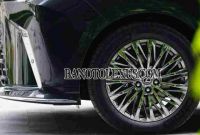 Lexus LM 500h Xe hybrid model 2025