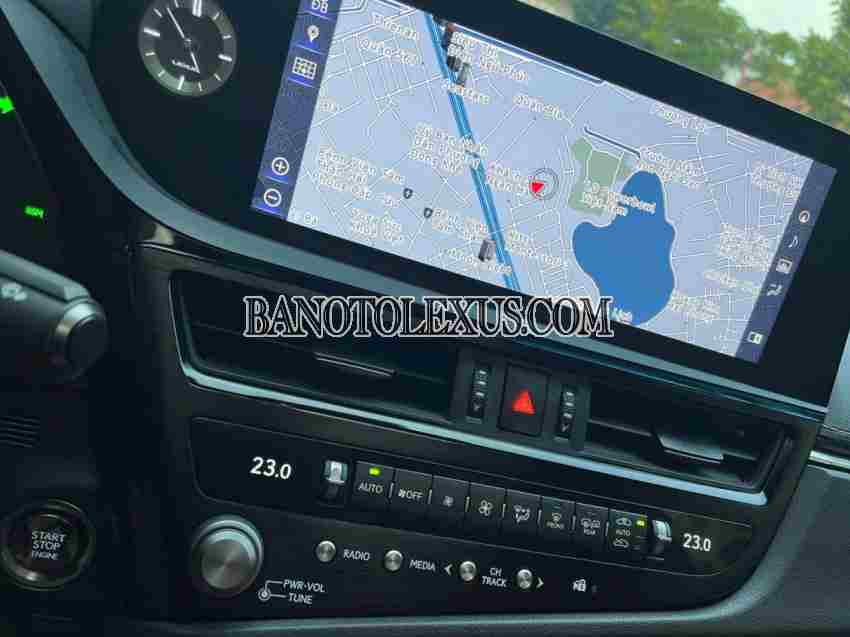 Cần bán gấp xe Lexus ES 250 năm 2022, màu Trắng, Số tự động