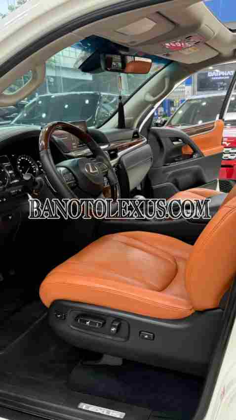 Lexus LX 570 2016 Máy xăng đẹp long lanh