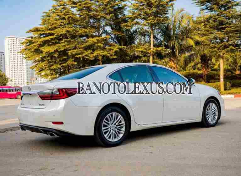 Lexus ES 250 năm 2015 cần bán