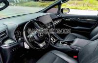 Cần bán gấp Lexus LM 300h đời 2021, màu Trắng