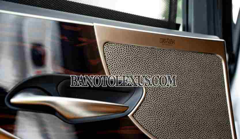 Cần bán xe Lexus LS 500 năm 2022 màu Trắng cực đẹp