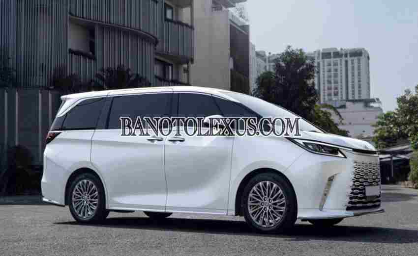 Lexus LM 2024 Van Minivan màu Trắng