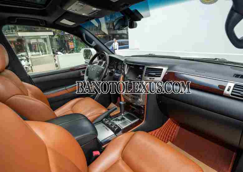 Bán Lexus LX 570, màu Trắng, Máy xăng, 2013