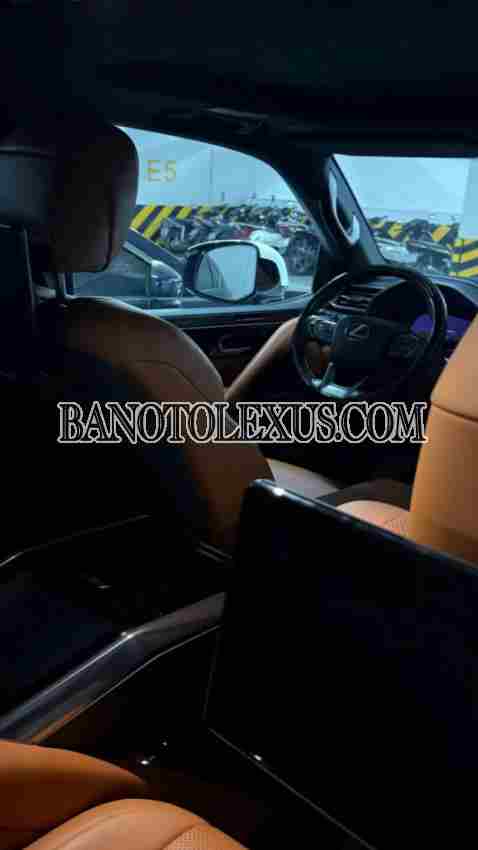 Cần bán xe Lexus LX 600 Vip màu Trắng 2023