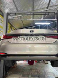 Cần bán xe Lexus ES 250 năm 2018 màu Vàng cực đẹp